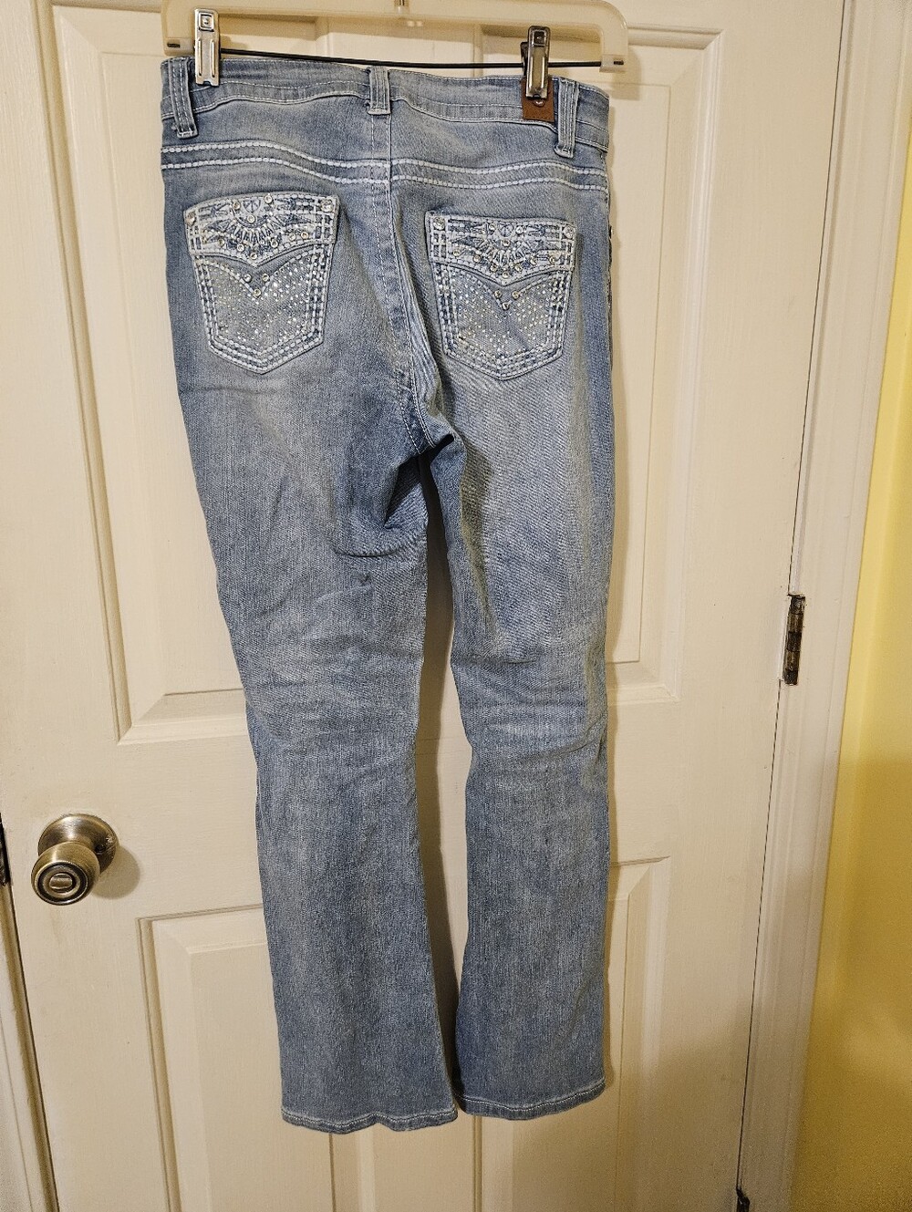 Women's Light Blue Straight-Leg Jeans